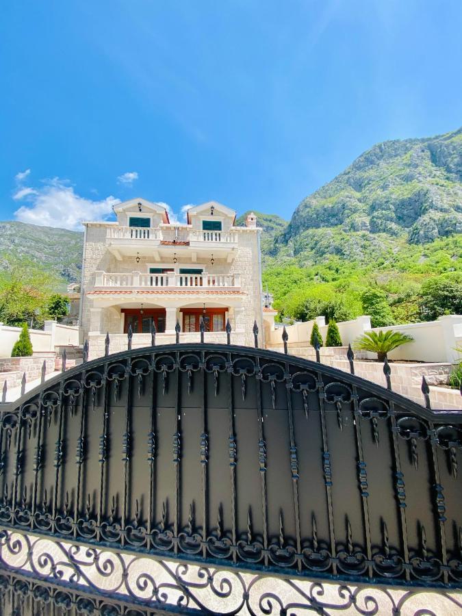 Villa Blanca Risan Dış mekan fotoğraf